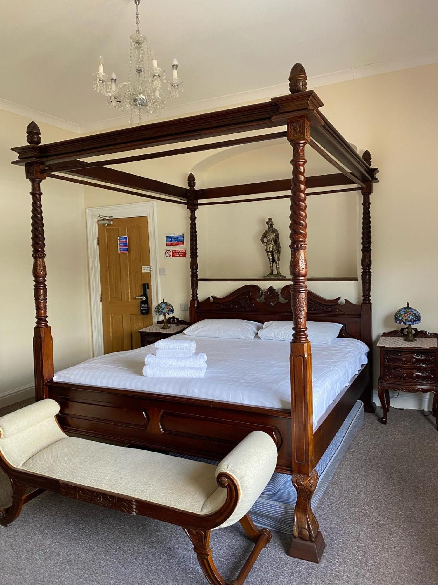 Royal Britannia Hotel Ильфракомб Экстерьер фото