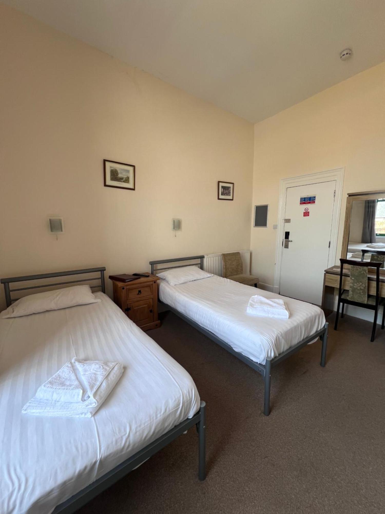 Royal Britannia Hotel Ильфракомб Экстерьер фото