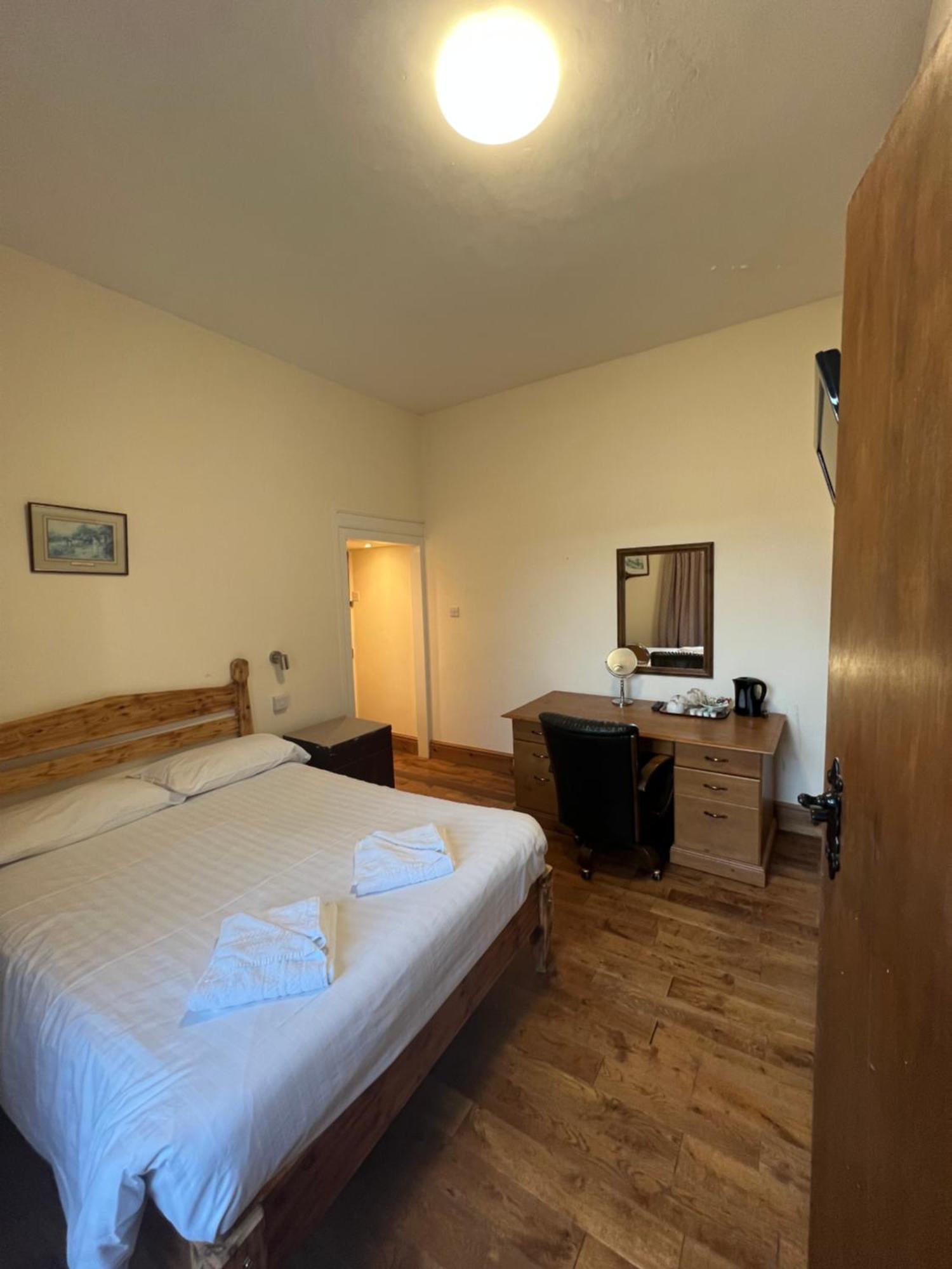 Royal Britannia Hotel Ильфракомб Экстерьер фото